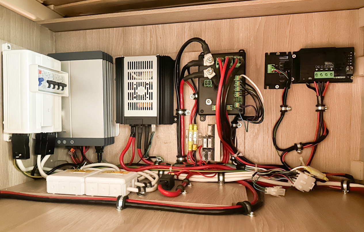 RV converter fuse testing during electrical repair