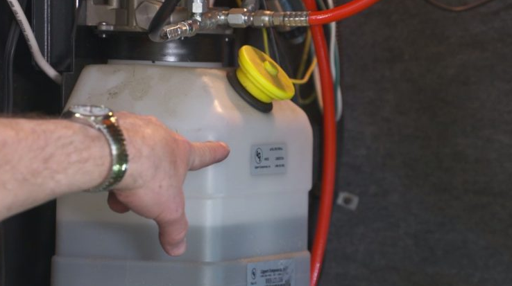 Weight distribution hitch calibration and adjustment in Stuart FL