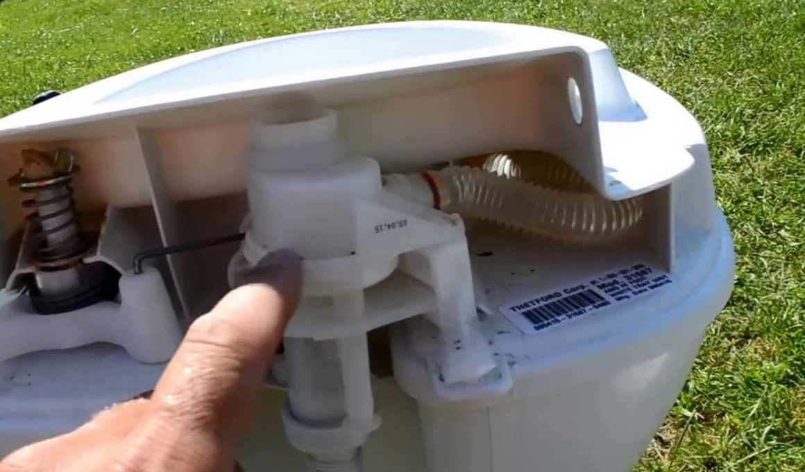 Mobile RV shower repair technician in Stuart, Florida